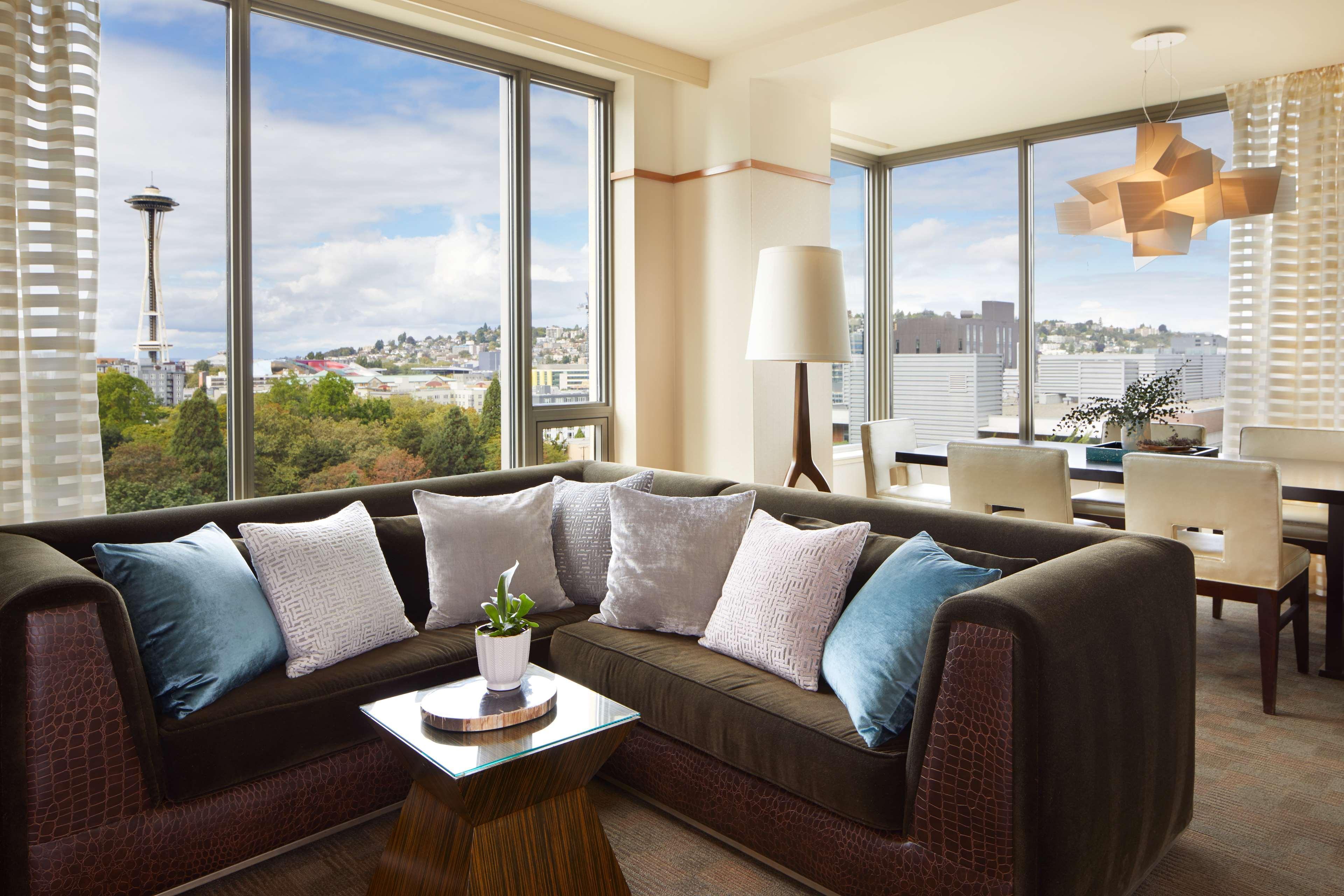 1 Hotel Seattle Luaran gambar A living room in a typical apartment